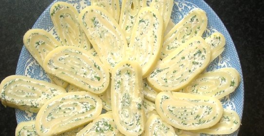 Рулет с зеленью