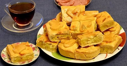 Пирог с картошкой на кефире