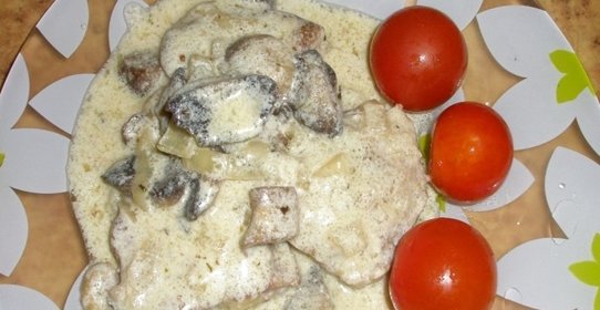 Телятина, тушеная в сметане