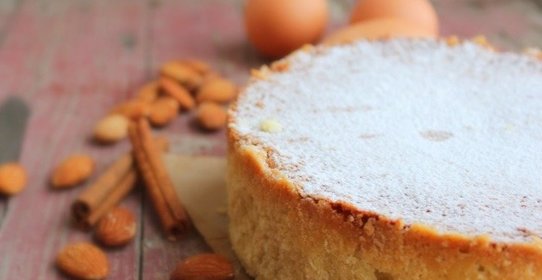 Миндальный пирог