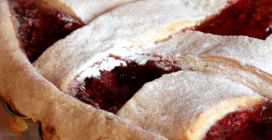 Ягодный пирог на сметанном тесте