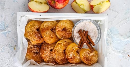Жареные яблочные кольца