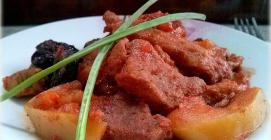 Мясо под сладким соусом в мультиварке