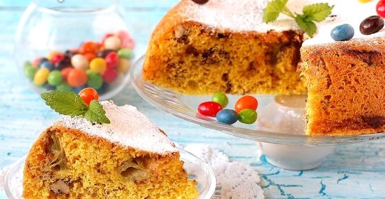 Пирог с ревенем в мультиварке