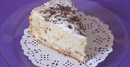 Яблочная шарлотка в мультиварке