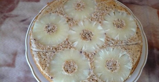 Пирог-перевертыш с отрубями и ананасами