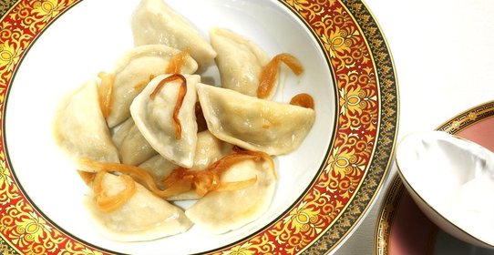 Вареники с курицей и грибами