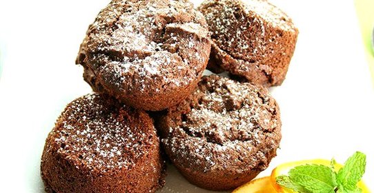 Маленькие шоколадные пирожные