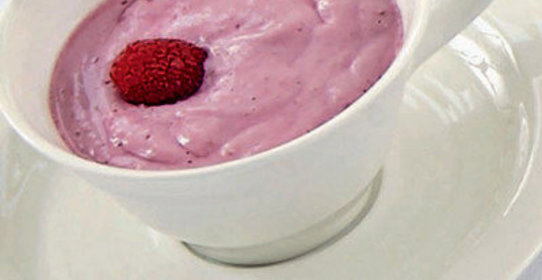 Мусс из тофу с клубникой