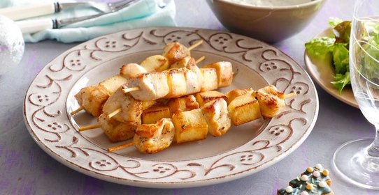 Шашлычки из куриной грудки с яблоком