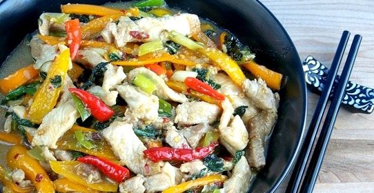 Жареная свинина с болгарским перцем