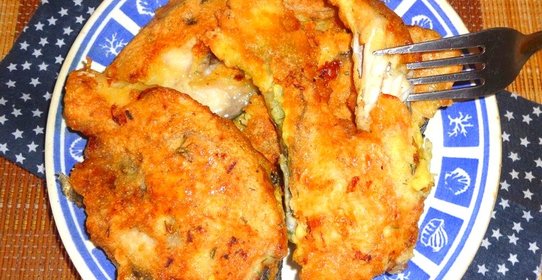 Жареный карп с чесноком