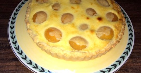 Абрикосовый пирог с творожно-сливочной начинкой