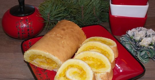 Сладкий новогодний рулет