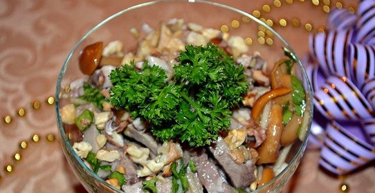 Салат со свиным языком