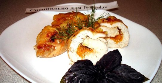 Куриные рулетики с абрикосом