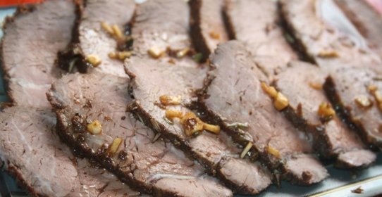 Говяжий ростбиф в маринаде