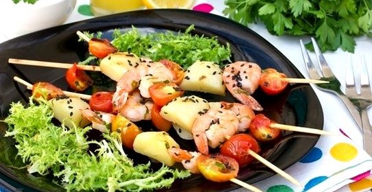 Шашлычки с креветками на гриле