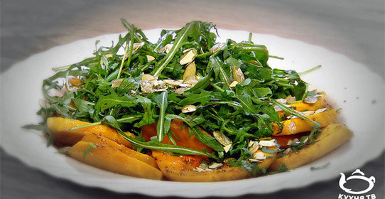 Салат из печеной тыквы