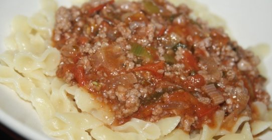 Томатно-мясной соус к пасте, рису или картофельному пюре