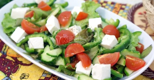 Салат с сыром «Фета» и овощами