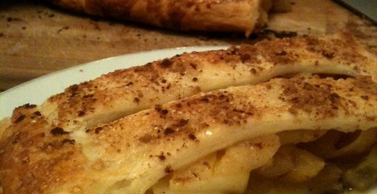 Яблочный штрудель с миндалем