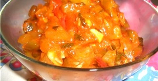 Салат из кабачков и огурцов