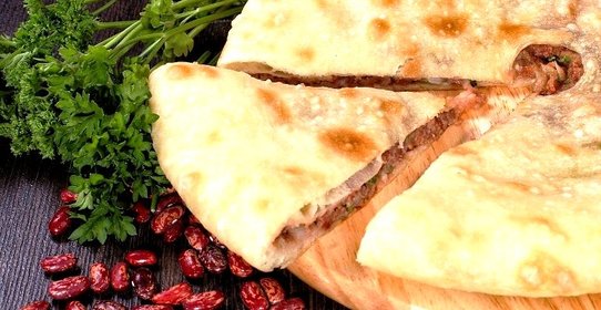 Осетинский пирог с фасолью