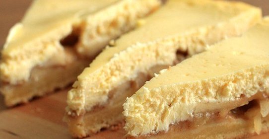 Творожно-яблочный пирог