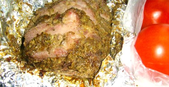 Буженина с маринованными огурчиками