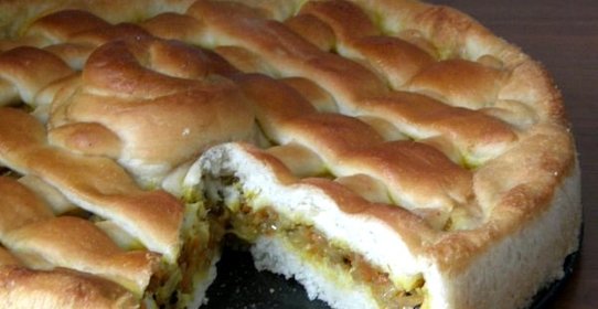 Постный дрожжевой пирог