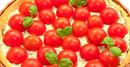 Пирог с рикоттой и помидорами