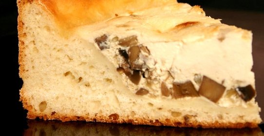 Пирог с грибами и яйцом