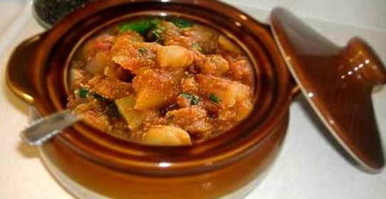 Мясо, запеченное в горшочке