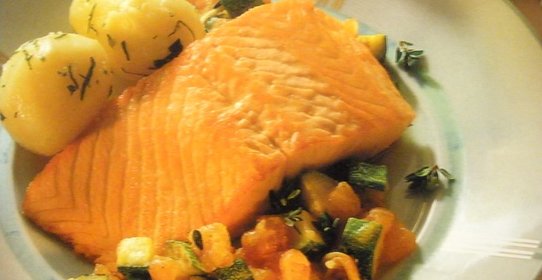 Лосось на сковороде