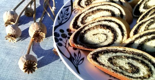 Рулет с маком