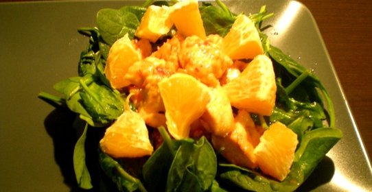 Салат с курицей и апельсинами