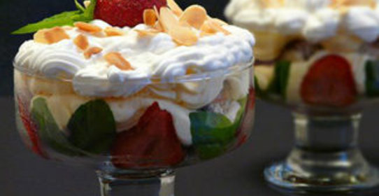 Клубничный Трайфл (Strawberry Trifle)
