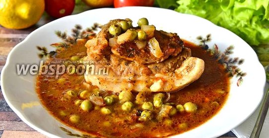 Мясо в горшочках в калиновом соусе