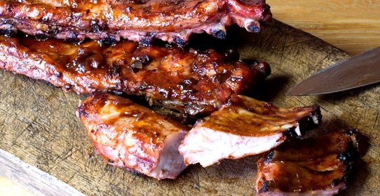 Ребрышки под соусом барбекю на гриле