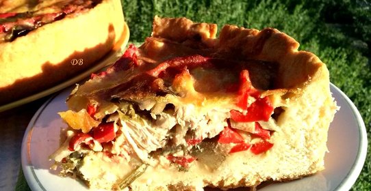 Пирог с баклажанами и куриной грудкой