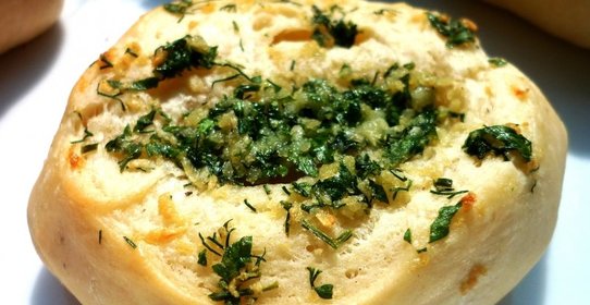 Чесночная булочка