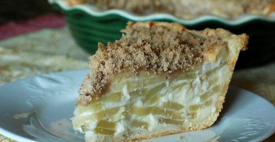 Яблочный пирог со сметаной