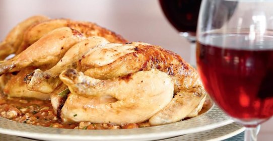 Цыплята с соусом из помидоров и грецких орехов