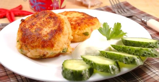 Картофельные биточки с сёмгой