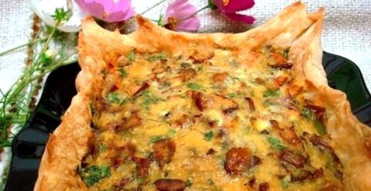 Слоёный пирог с грибами