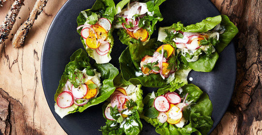 Корзиночки из салата-латука