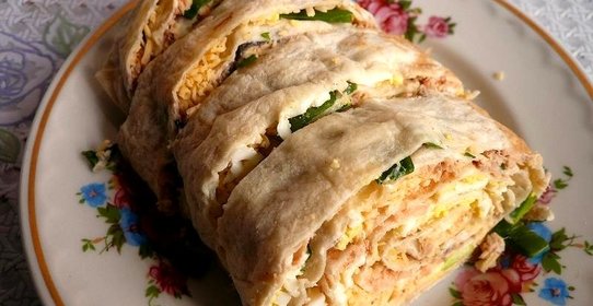 Рулет из лаваша с горбушей