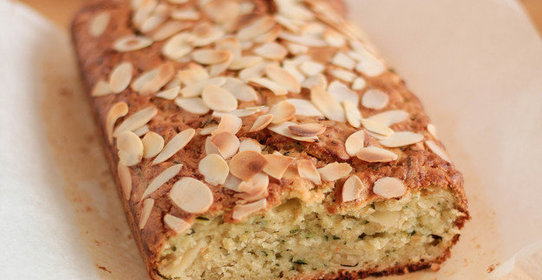 Пирог с цукини и миндалем