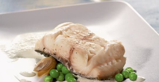 Черная треска, запеченная в конверте